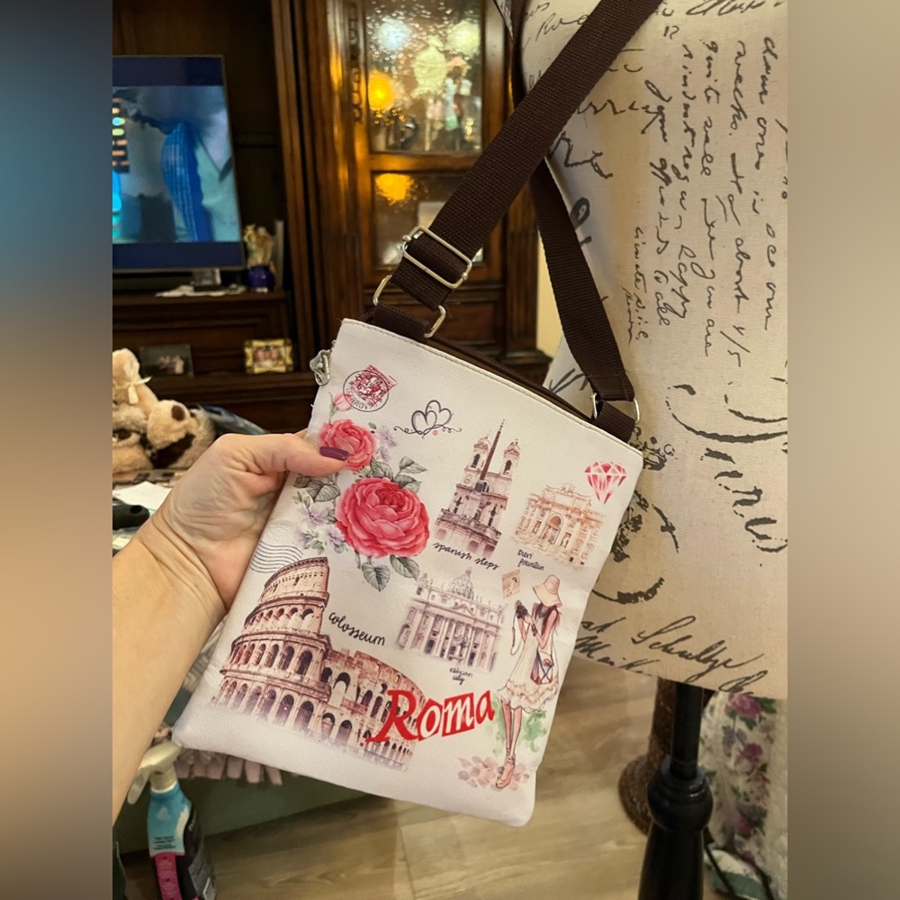 Really cute purse cross body from Paris, really good shape!